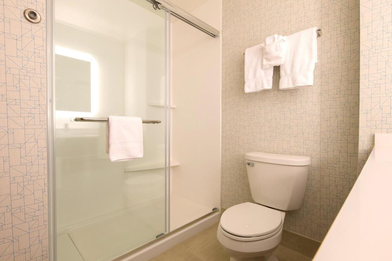 Holiday Inn Express Rochester Hills By Ihg Εξωτερικό φωτογραφία